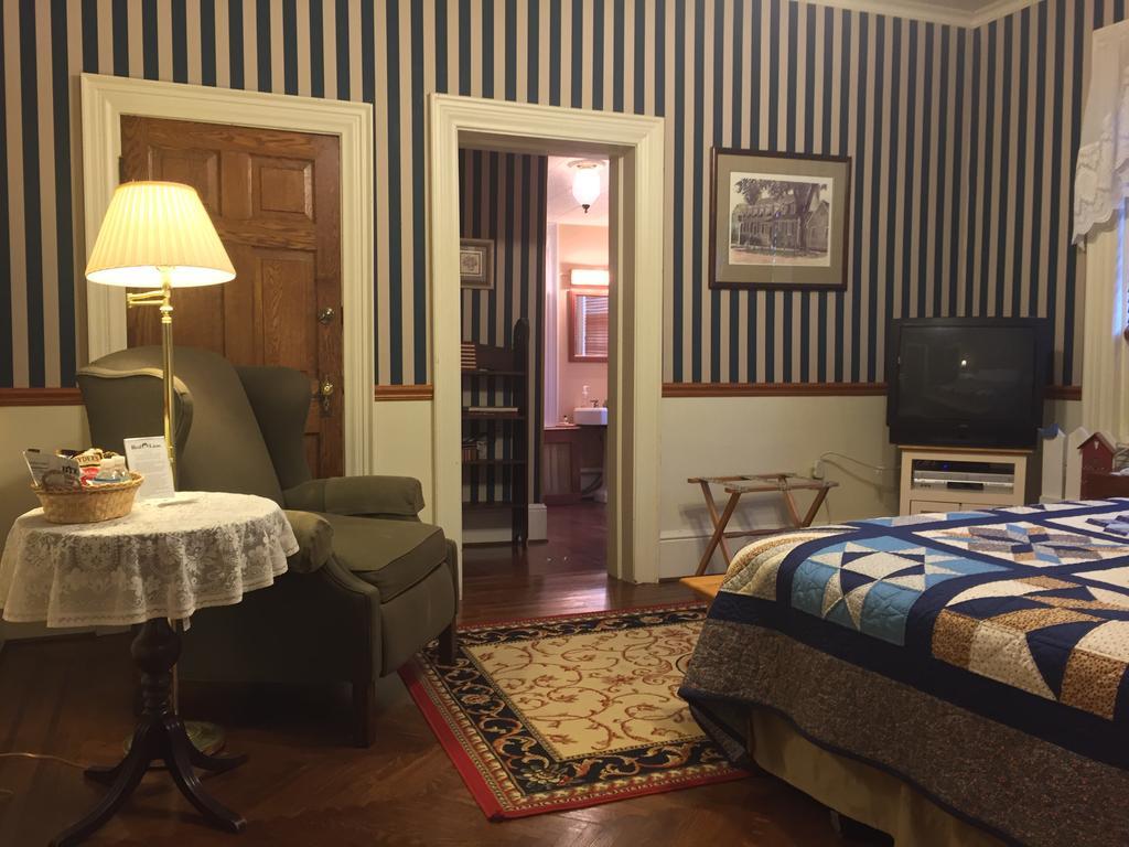 Red Lion Bed & Breakfast מראה חיצוני תמונה