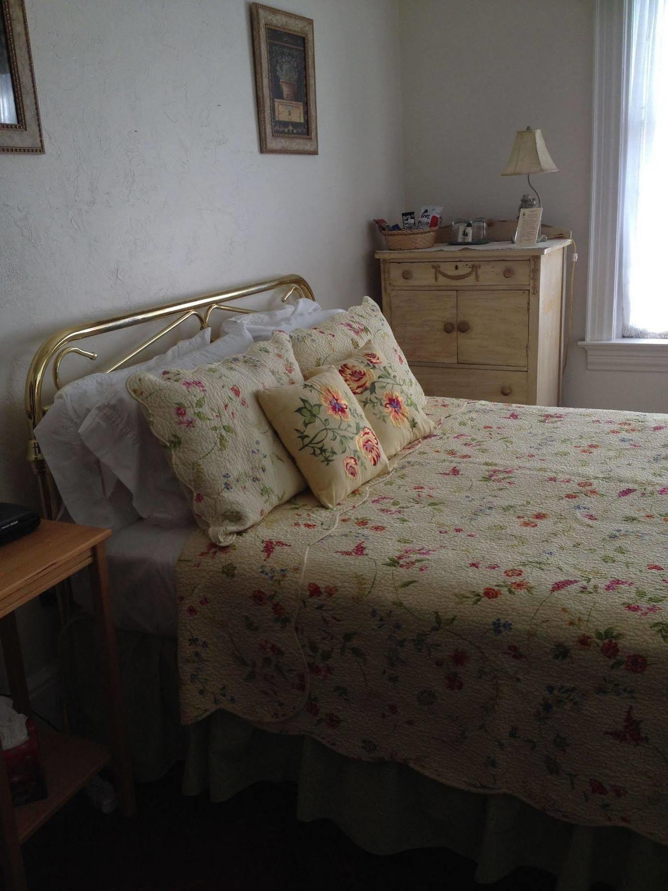 Red Lion Bed & Breakfast מראה חיצוני תמונה